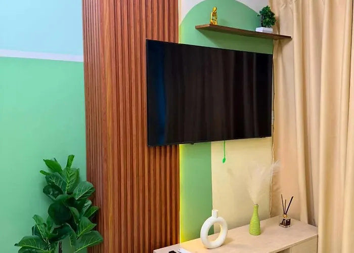 Cozi Modern Uptown Parksuites Apartment *